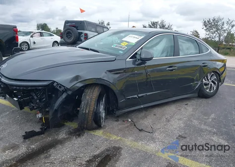 2026 Hyundai Sonata Hybrid Blue z USA, uszkodzony, nr VIN KMHL24JJ0TA145989